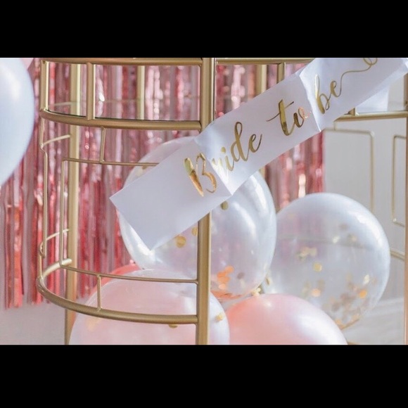 29 Piece Kit Bachelorette Party Decorations ♥️ - Picture 6 of 6